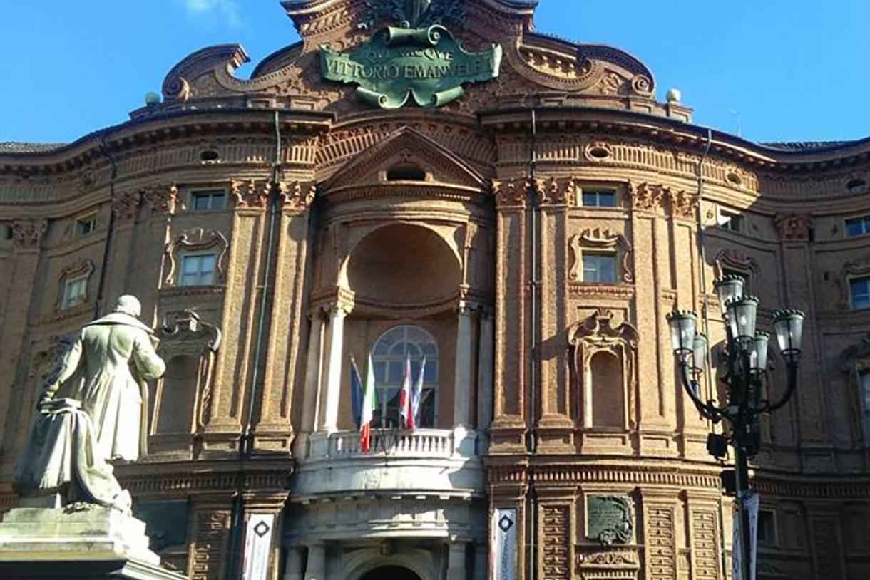 Bologna palazzo carignano