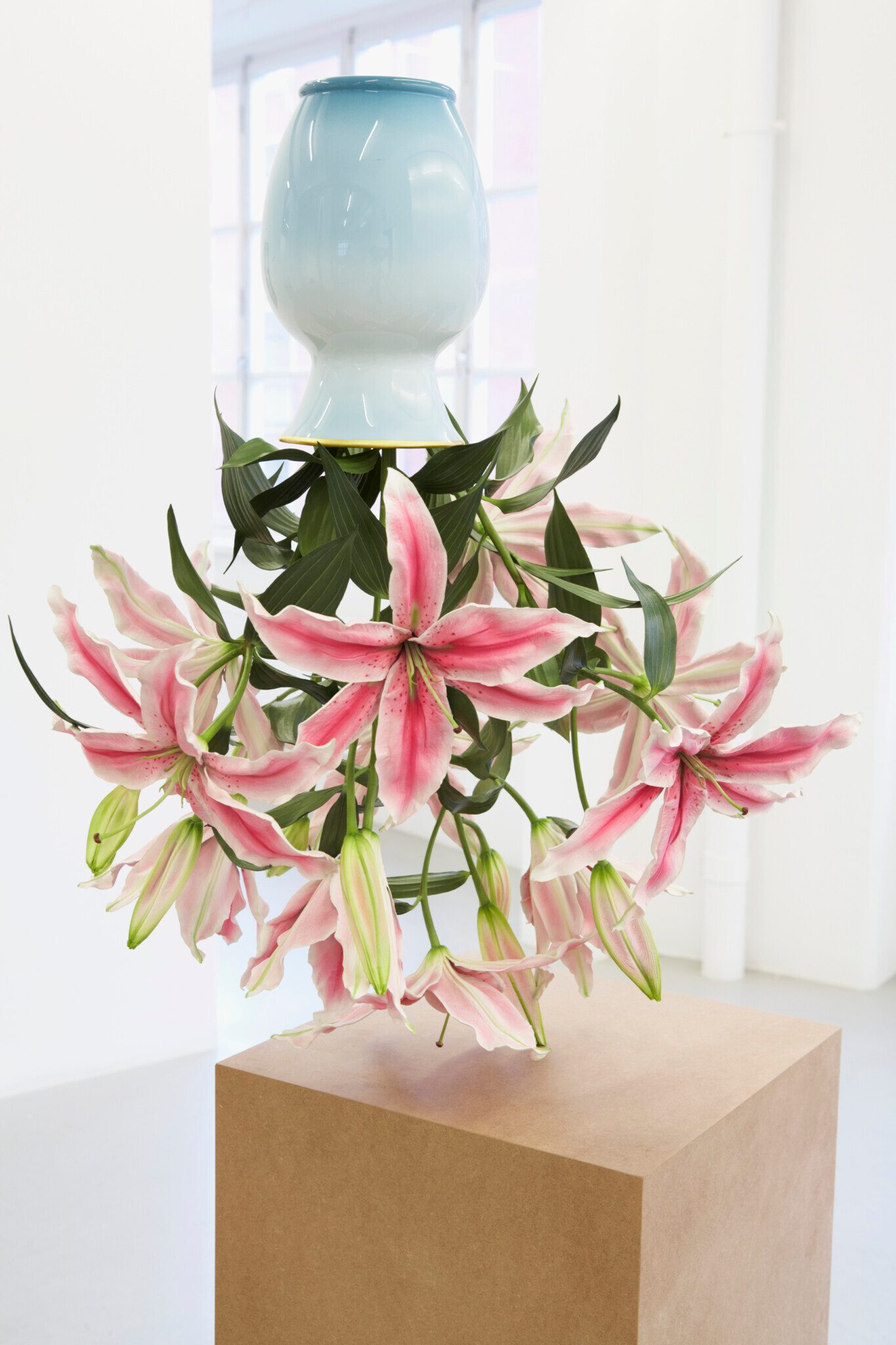 Tony Matelli, Arrangement, 2012. Painted bronze, 33 x 16 x 22 in. Collection of Scott and Cissy Wolfe