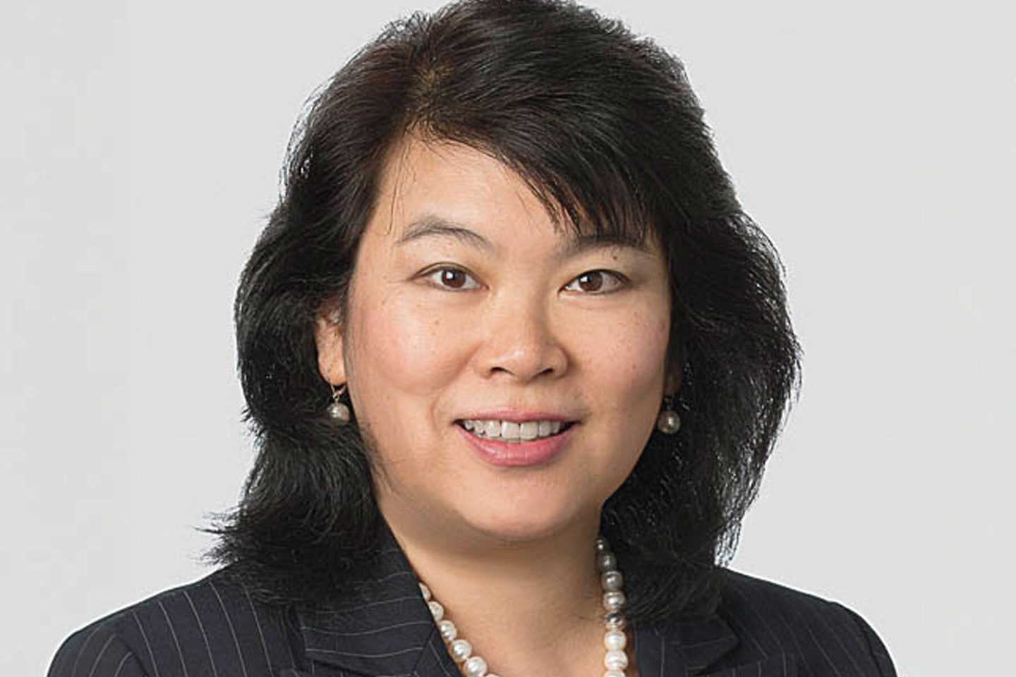 Lisa Shimp Magazine - A Landmark Dealmaker